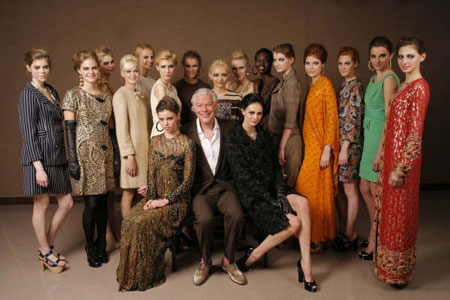 Douglas Simms and the models from the Galanos Event 2008